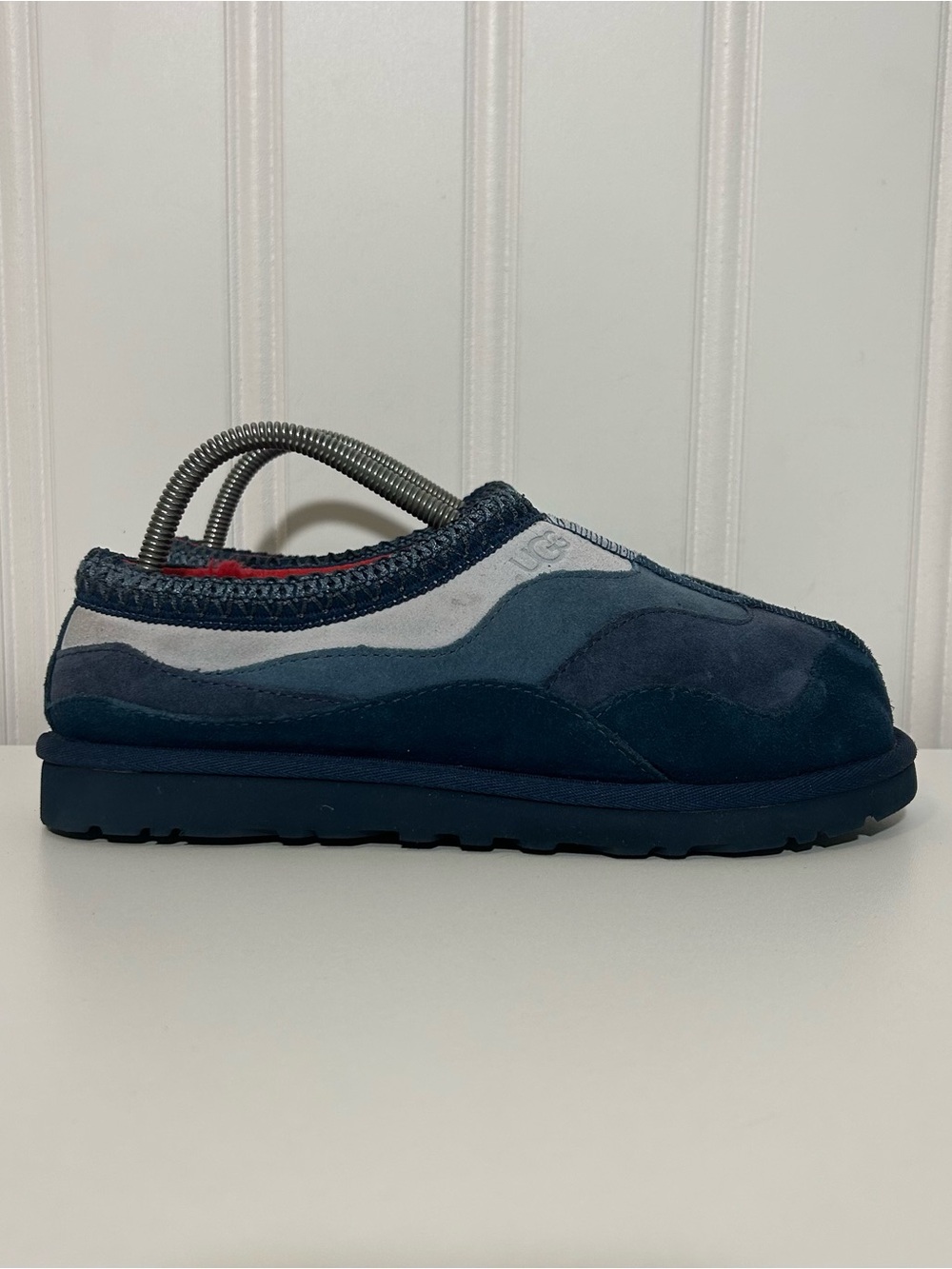 Ugg Tasman blue slippers red lined